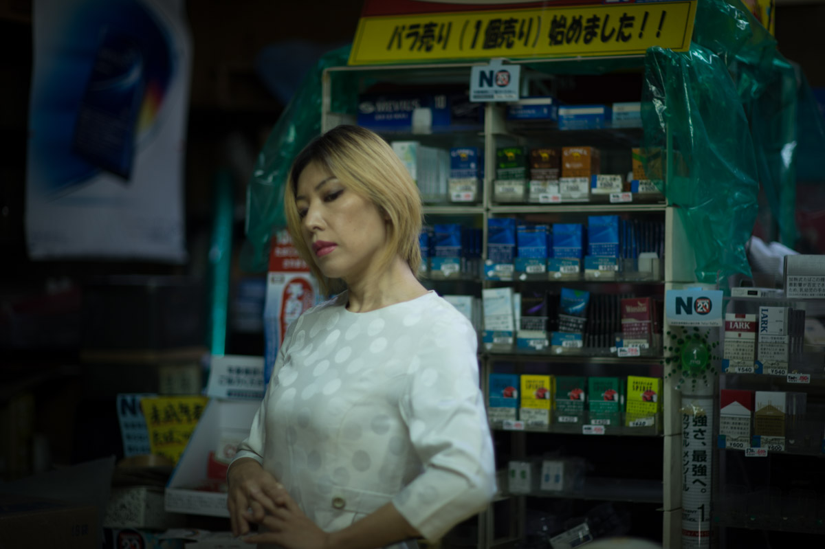 Witch_Toydoll's tweet photo. 「タバコ屋さん」
photo：yoshさん @yosh3452 https://t.co/fklArl09nd