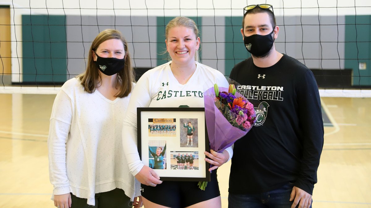 CastletonSports's tweet image. The @CastletonVB team downed MCLA in the second match of a tri-match Saturday, winning 3-1 in thrilling fashion! The Spartans honored their four seniors prior to the match with a Senior Day ceremony at Glenbrook Gym.

Read here | castletonsports.com/news/2021/10/2…