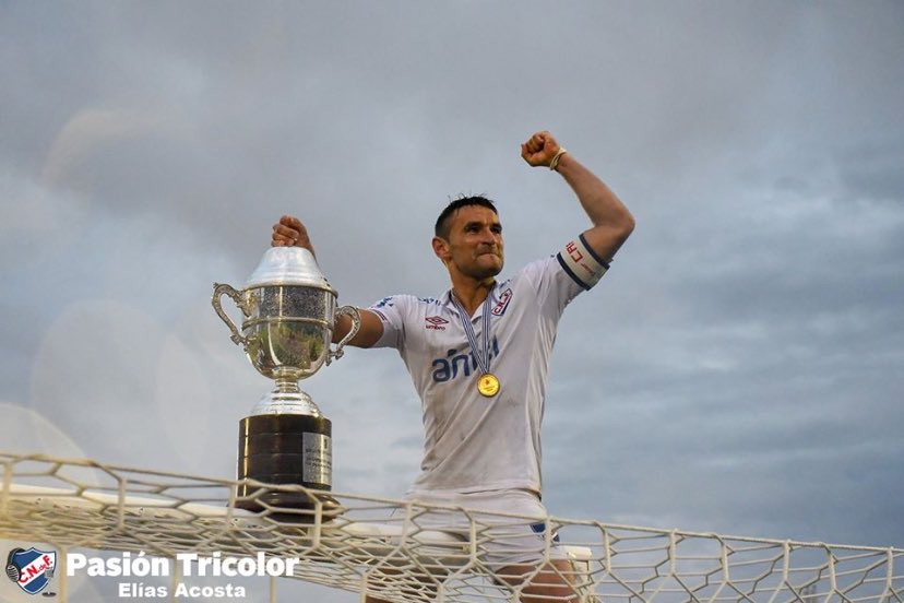 Dale RT si le haces el aguante al capitán