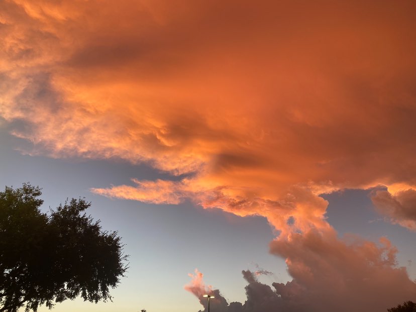BrCmpbll's tweet photo. @macbug @wfaaweather https://t.co/ZlZkcPgstK