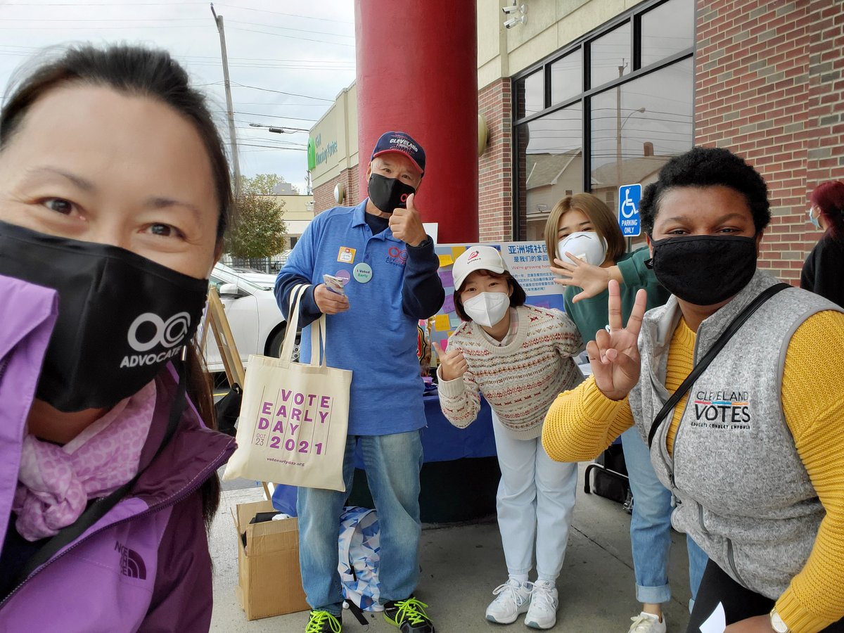 OCACleveland's tweet photo. For #EarlyVoteDay, we celebrated #joyindemocracy w/FREE drinks + good conversations about early #voting, civic engagement + helped a few to register to vote. Special thanks @asiatowncle, our volunteers + @CLEVotes for the support!
#AAPIvoices
#VoteEarly
#ACETheVote
#VoteReady https://t.co/et2dPLxBUq