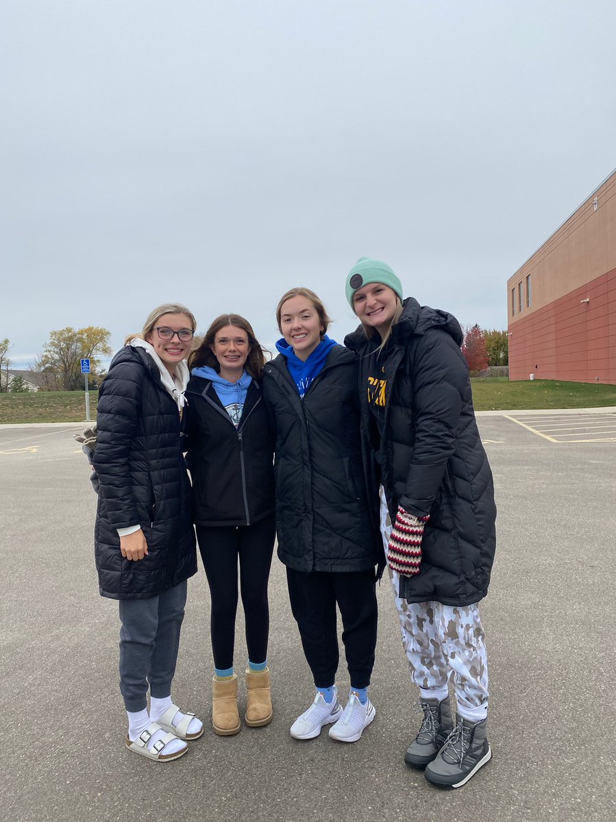 K-W FCCLA Food Drive
<a href="/KWPrincipalRyan/">KW 7-12</a> 
✅ giving back 
✅ making a difference   
✅ helping others
✅ being part of a team