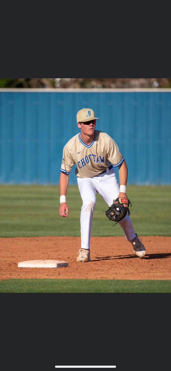 I am blessed and excited to announce that I will be furthering my academic and baseball career at Eastern Oklahoma State College. Big thanks to God, my family, coaches, and teammates for helping get me to where I am today. @eosc_baseball <a href="/Jacketsball/">Choctaw Yellowjackets Baseball</a> <a href="/kansas_curve/">Kansas Curve</a>