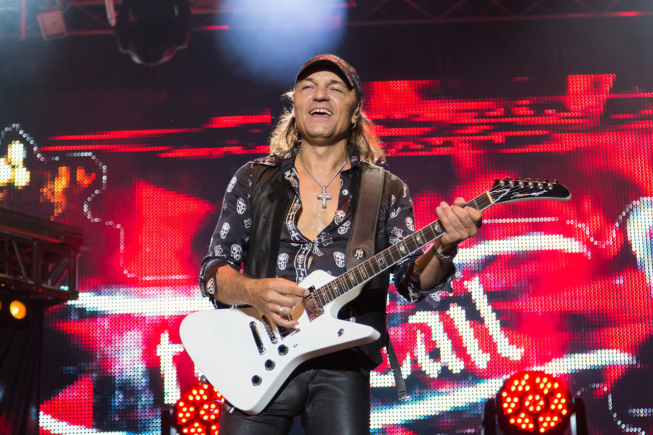 Happy 66 birthday to the incredible Scorpions guitarist Matthias Jabs: 