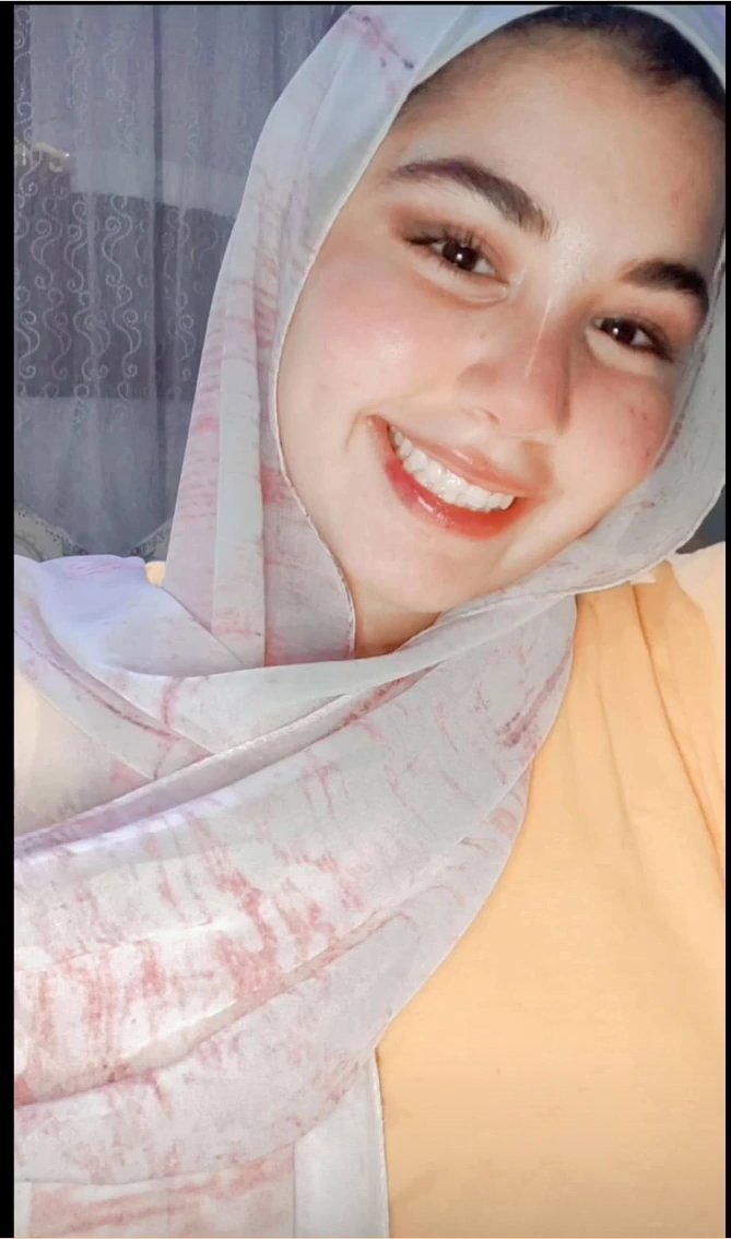 ادخلوا فرقعو البلالين 😹
اللهم الخير في ما هو قادم ❤️