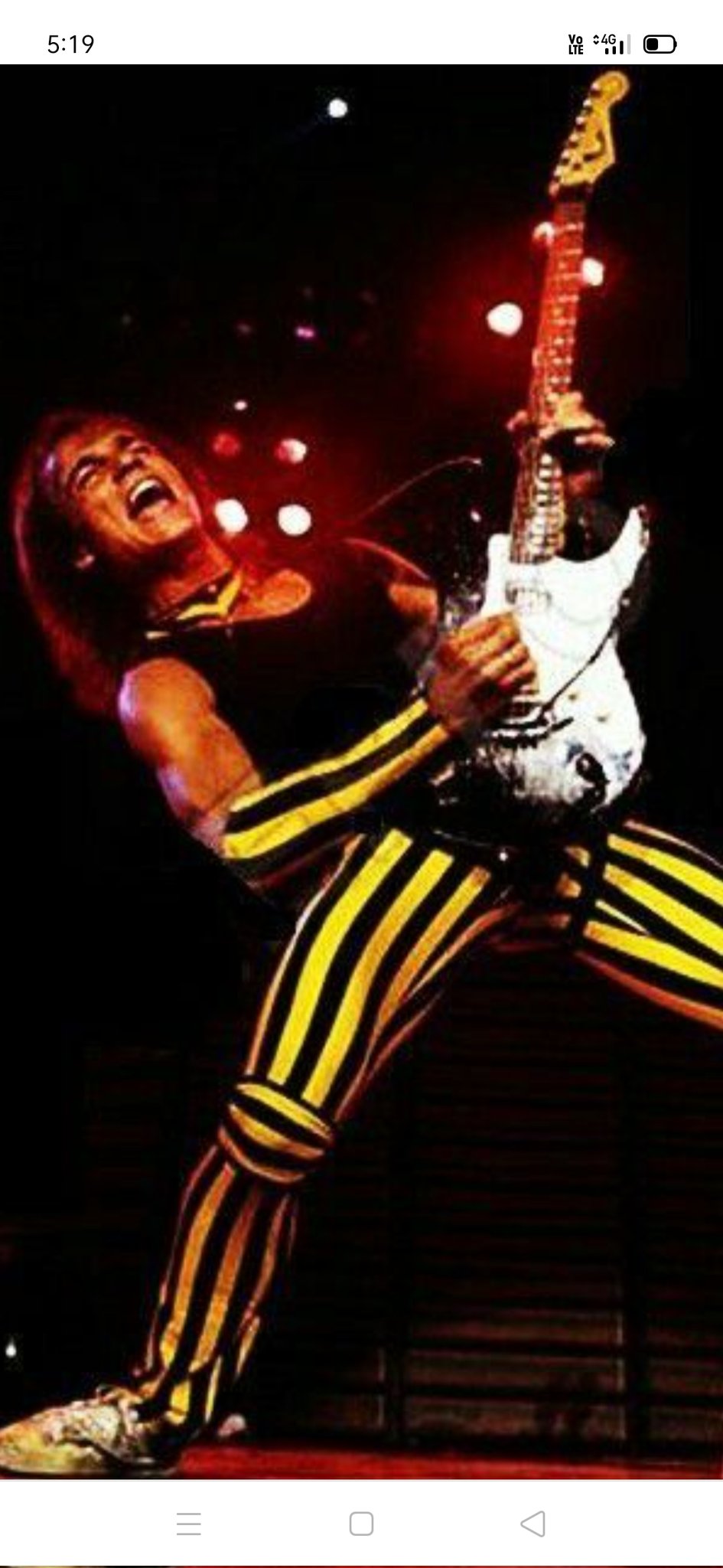 Happy Birthday Matthias Jabs
(Born 25 October, 1955)         