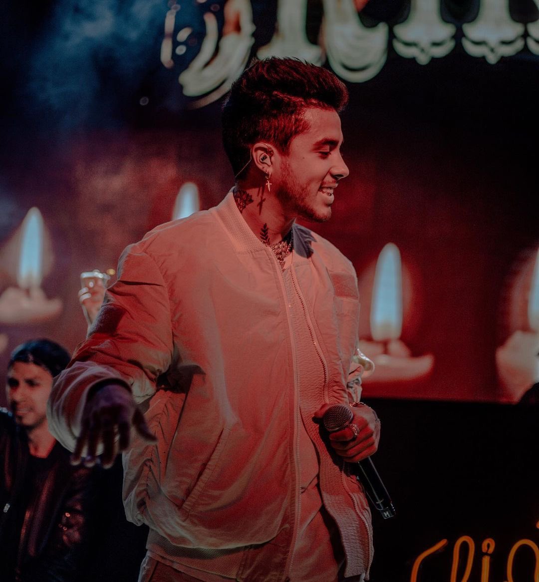 mariobautista_'s tweet photo. Brindo por la vida 🥂☄️🏌️‍♂️⚡️🤍
¿1, 2 o 3? https://t.co/A25Idn9MUe