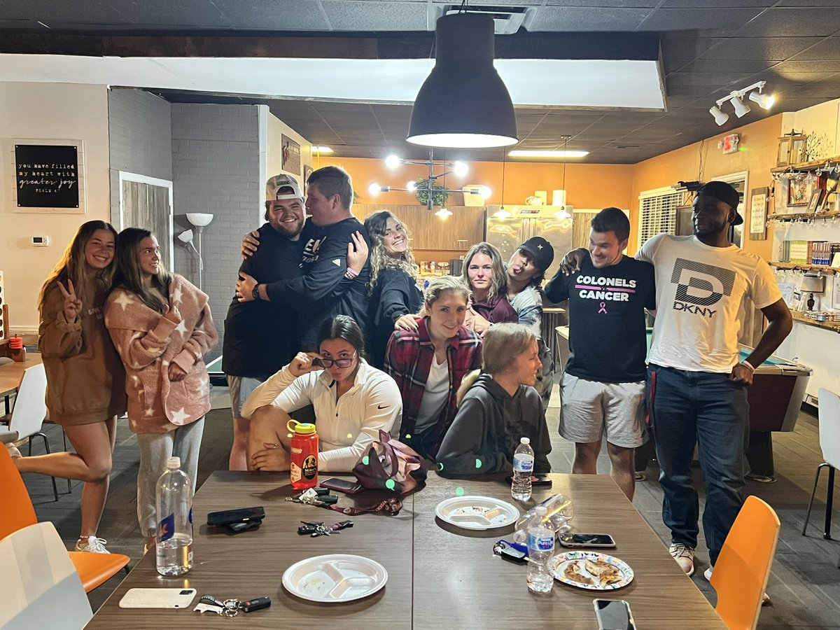 ekufca's tweet photo. Our @ekufca Leadership Team had a great night planning the rest of our semester tonight and making plans for our Winter Retreat!  Lots of great stuff coming in the next few months! #GoBigEe #ekufca https://t.co/dOVajveYwa