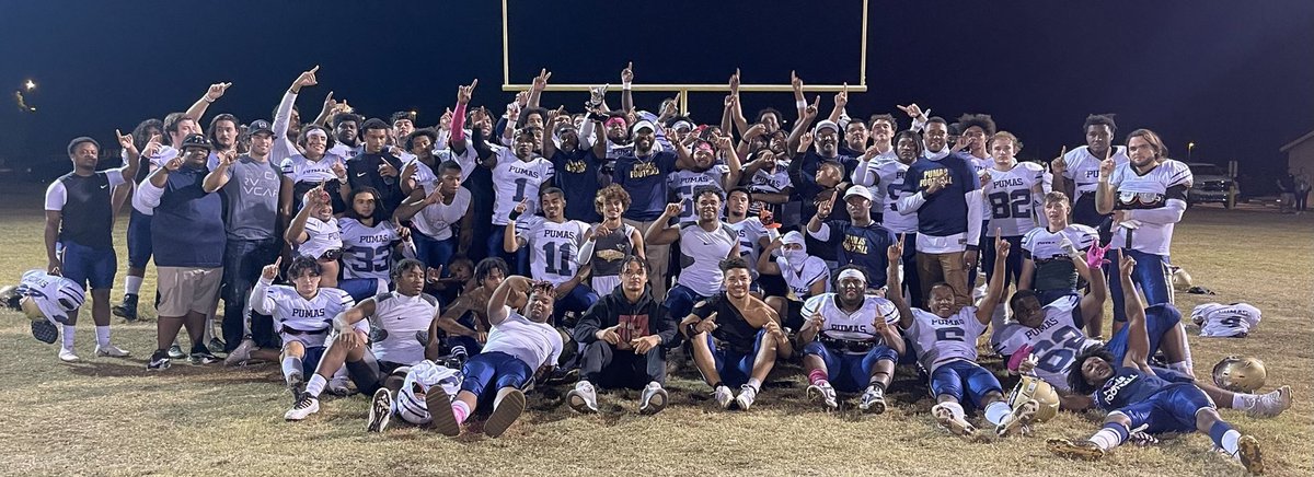 RecruitTerryn's tweet photo. Got that W last night with my #PapagoPumas. #GotThatRing #CheckOurRecord #PumaFamily #JUCO #JucoProduct #NoExcuses #WorkHarder #Underrated https://t.co/fNBKp9bDca