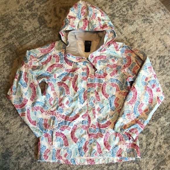 debra_stylewise's tweet photo. So good I had to share! Check out all the items I'm loving on @Poshmarkapp #poshmark #fashion #style #shopmycloset #thenorthface #adidas: https://t.co/lclFzW4W6Y https://t.co/uiXDlfIQj9