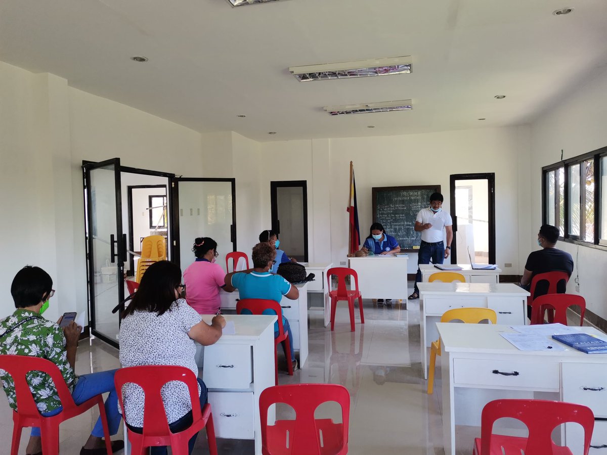 dswdfo10's tweet photo. TINGNAN: Naghahanda na ang iba't-ibang Barangay Development Council-Technical Working Group (BDC-TWG) sa bayan ng Maramag, Bukidnon na kabilang sa KALAHI-CIDSS NCDDP Additional Financing.

#DSWDMayMalasakit
#DSWDKalingaAtPagmamahal https://t.co/D5DuOZ5o5P