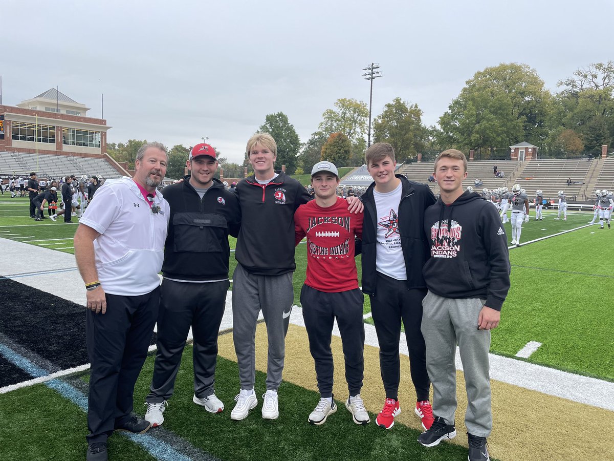 Thank you <a href="/LindenwoodFB/">Lindenwood Football</a> for a great game day visit. A great win and a great experience.<a href="/_CoachGoose/">Jarrett Grabbe</a> <a href="/stugfb/">Jed Stugart</a> <a href="/Lindenwood_OC/">Dusty Hovorka</a> @jacksonfbnation
