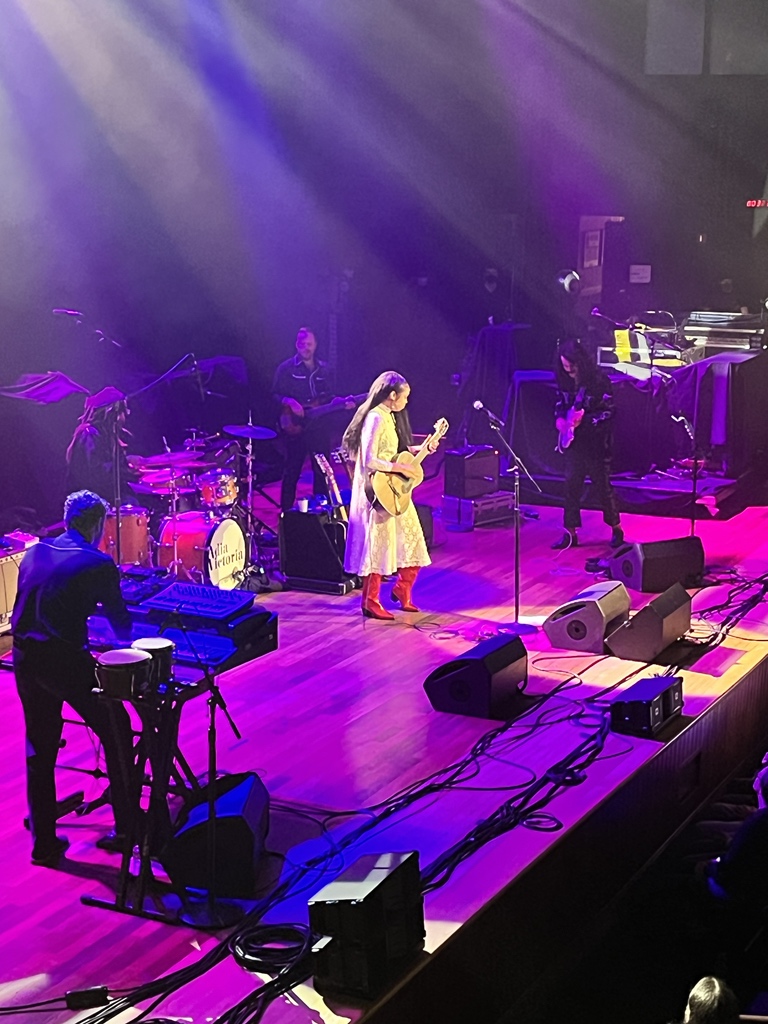 scavendish's tweet photo. Five years ago I was lucky enough to get her for the cover of the @nashvillescene’s music issue. Tonight she walked off to a standing ovation at the Ryman. @adiavictoria is a force of nature and a badass woman. https://t.co/TNi7pupCFB