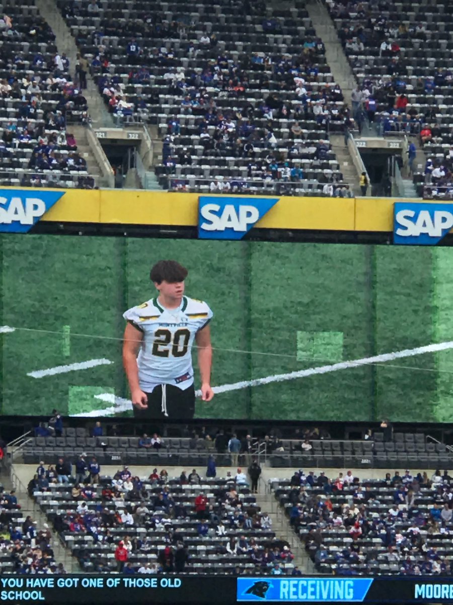 🐎Sophomore #20 Matty “Buckets” Martino puts one through the Uprights at MetLife!! @MorrSussSports <a href="/MTHSAthBoosters/">MontvilleAthleticBoosters</a> <a href="/MustangsMTHS/">MTHS Athletics</a> @MTHSfans <a href="/MikeGurnis/">Mike Gurnis</a> <a href="/MontvilleTwpSch/">MontvilleTwpSchools</a>