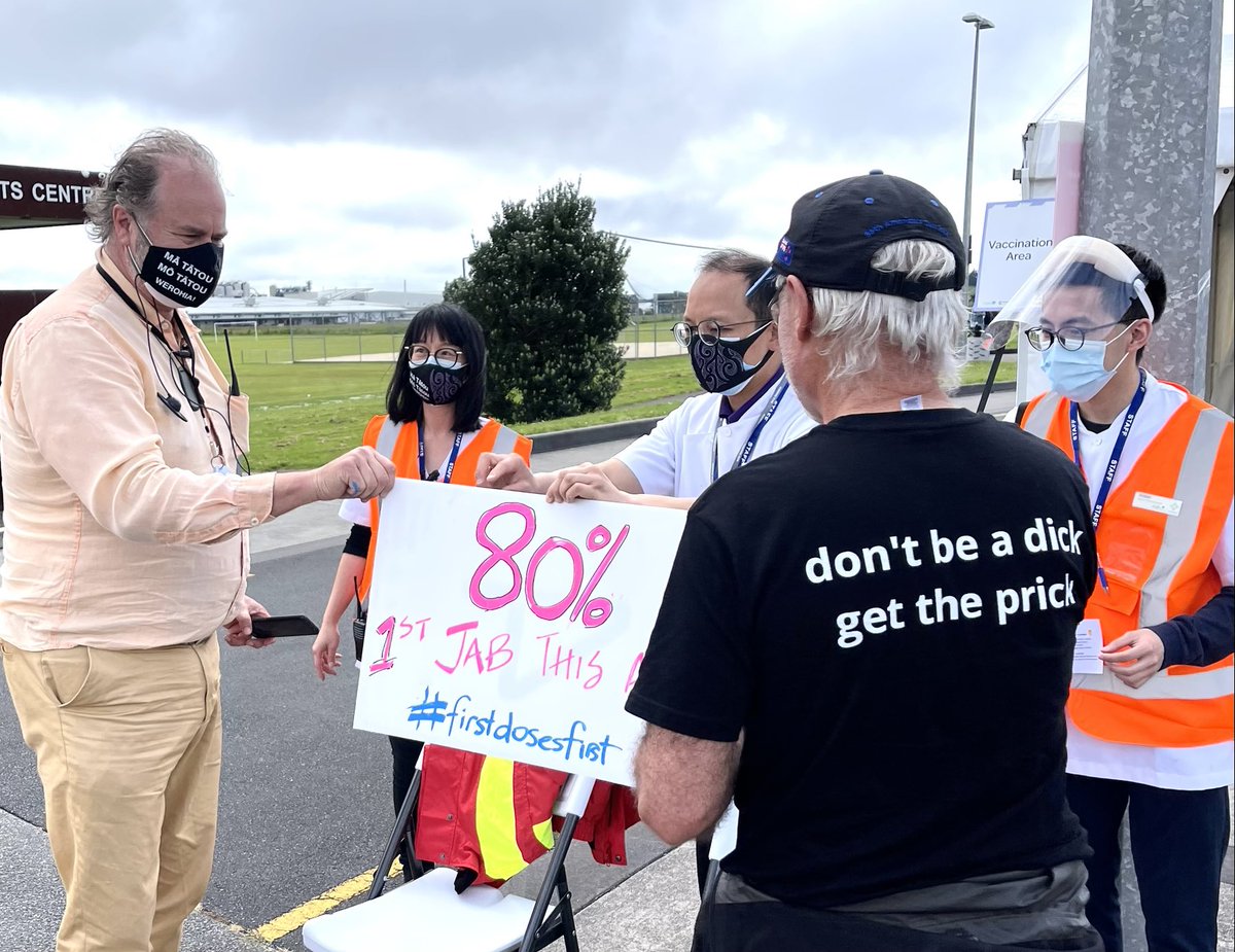 JulianCorbettF's tweet photo. Prof Rod Jackson with his “famous” T shirt with the simple message, & @rawirimj
#firstdosesfirst
Community Immunity vax @ Robgamai park in Flat Bush today https://t.co/hk6J9T7Y1X