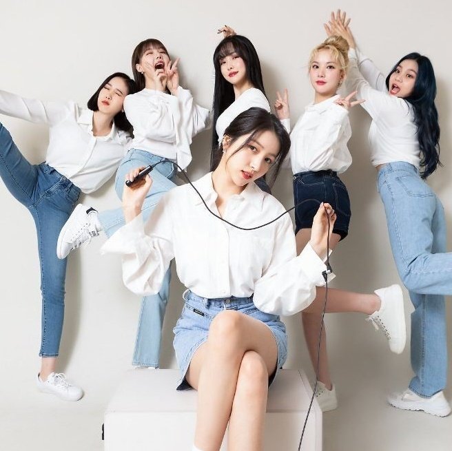 vivizluvies's tweet photo. hola soy una cuenta dedicada a gfriend! nuestra prioridad es ser un lugar seguro para buddy, hacemos dinámicas para ayudar a subir el br, menciones, informamos sobre votaciones de viviz, sojeong, yuju y yerin.

ayudarían mucho dando rt para que llegue a buddy <3! https://t.co/0B4csxisWC