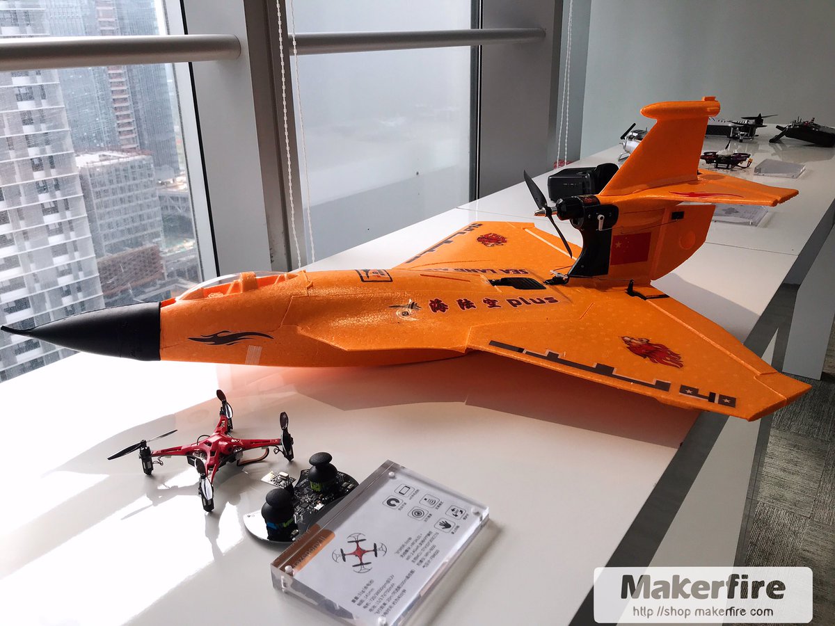 ModelToys's tweet photo. πγ΅γ³γγ«γζε
γ«γγγΎγ!!! θγγγγγ¨γ―δ½γ§γγοΌ #airlandsea #seaplane #beginnerplane #makerfire https://t.co/4w4p5yFjw5