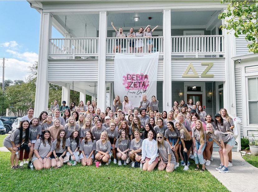 Happy Founders Day, Delta Zeta! 119 never looked so beautiful! 💗🐢 #dzlam #foundersday #deltazeta