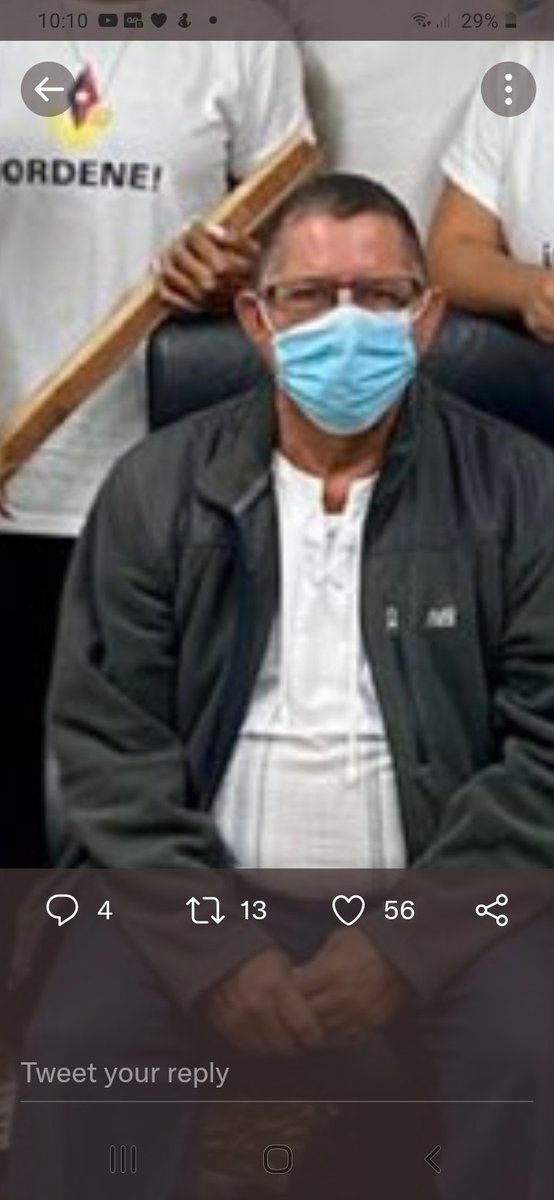 CubaSecuestrada's tweet photo. 1/2 He ampliado las fotos por si alguien puede reconocerlos.  De seguro alguno de ellos recibe recargas p estarán en la frontera un día. Más fotos ...👇 https://t.co/JgAY6po8f4