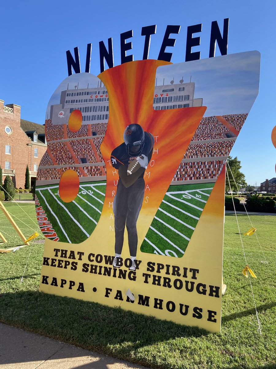OKStateAlumni's tweet photo. Did you know you can vote for your favorite sign?! 

Be on the lookout for our @LovesTravelStop Fan Favorite voting link that will be live tomorrow!

#okstatehc https://t.co/QmrlGTyPYy