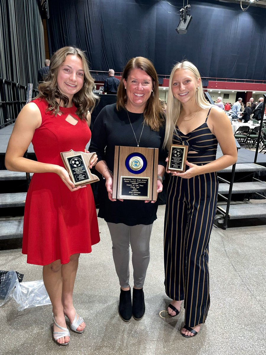 GirlsSoccerSF's tweet photo. State banquet tonight! This group of girls has worked to hard for this.

Special recognition to @lo_buzzell for being nominated Ms. Soccer 2021 and making 1st All-State Team, @MattisynMensink for making the 2nd All-State Team, and Joan Johnson for winning 6AA Coach of the year. https://t.co/rjq7MiTr6S