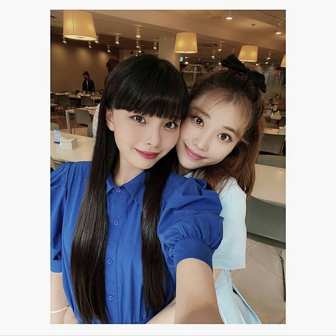 kep1er_india's tweet photo. [UPDATE] 25-Oct-2021
Yurina posted pictures with Shen Xiao Ting on her official Instagram handle 

#Kep1er #kep1erวงแตก #Kep1er_is_9 #KEP1ER_DEBUT #Kep1er_OT9 #YURINA #yurinadeservesbetter #ShenXiaoting #AlwaysForXiaoting #kepler https://t.co/OBMOxlq5OZ