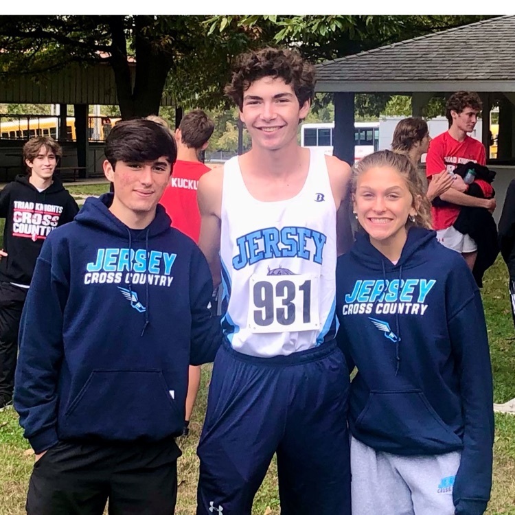 Congratulations to Cole Martinez, Griffin Williams and Morgan Johnson! After strong performances at this weekend’s Cross Country Regional, they have qualified for the Cross Country 2A Sectional in Decatur next Saturday.