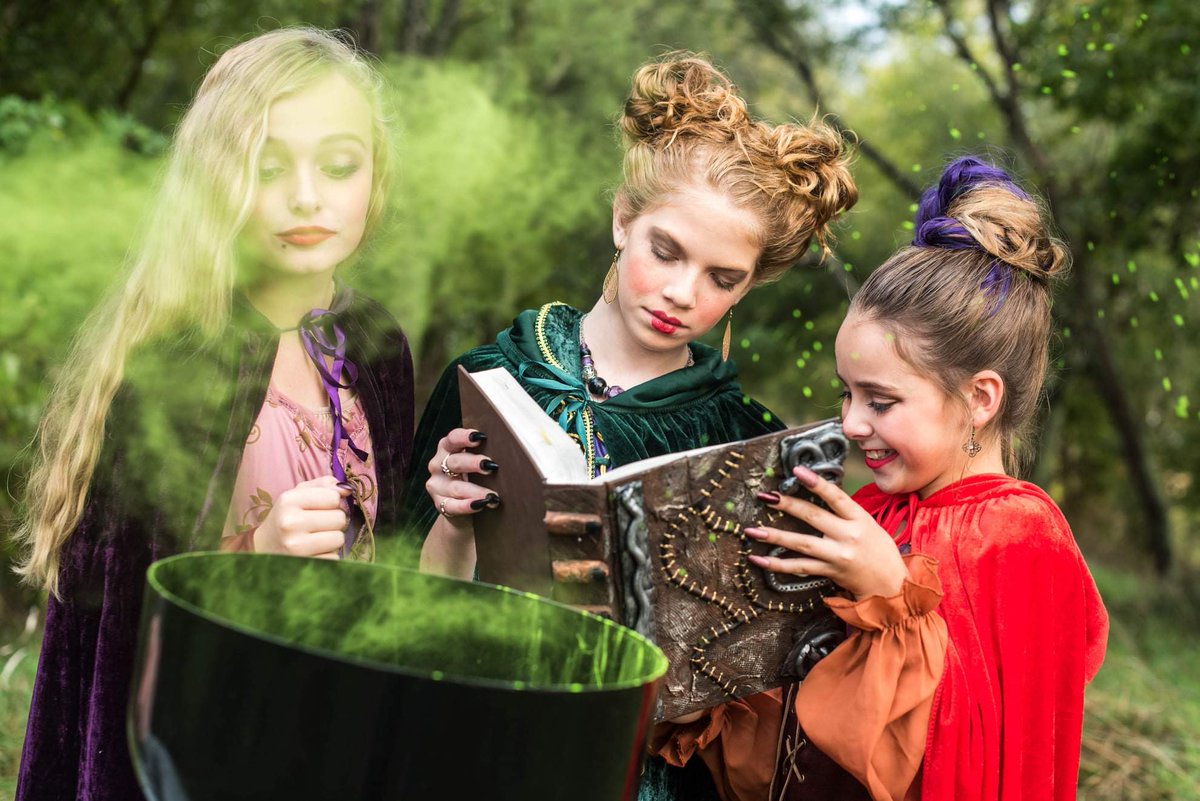 adromine's tweet photo. @BetteMidler I think my daughter (aka Winifred) and her two besties nailed it with their photo shoot today? What do you think? https://t.co/uaThuEdObB