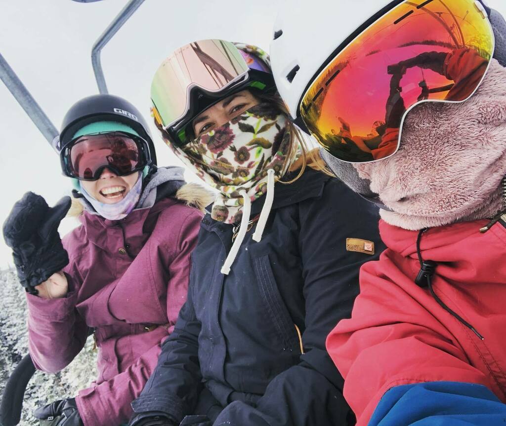 Ski season is upon us! ⛷🏂 

Opening day in Vail is November 12th. We can’t wait to see you after a fun day on the mountain and drinking a brew by the fire!

•

•

•
#Openingday #BonfireBrewing #GatherRound #supportyourlocalbrewery #creatingcommun… instagr.am/p/CVbzXaPMVKG/