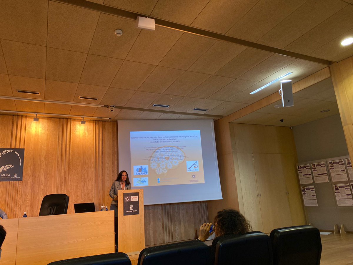 MariaRAyllon's tweet photo. Feliz y agradecida de haber podido presentar algunos resultados preliminares de nuestro proyecto Mecabrains en el #SimposioEXERNET @RedExernet @ortegaporcel https://t.co/w3im8cp9se