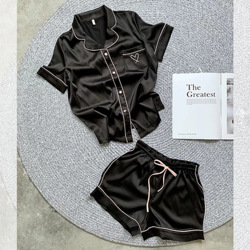 lblglobal's tweet image. luxurybeauty.live/product/silk-p… #lingerie #wearing #sexylingerie #sleepwear #thong #girls #piece #model