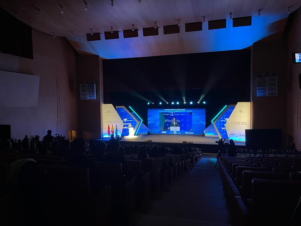 baluarte's tweet photo. 🔵Comienza el XXIV Congreso Nacional de la #EmpresaFamiliar en Baluarte

@iefamiliar @adefan_es https://t.co/D9lyKI2vGK