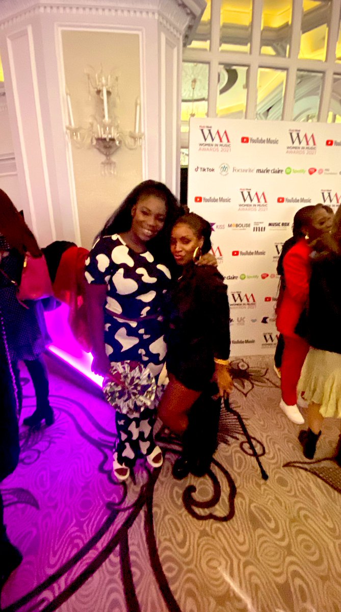 NAMYWAmusic's tweet photo. They way you stood strong, spoke up & said what you said in your acceptance speech will stay with me for a minute! Huge congratulations on your award @CarlaMarieUK well deserved! “I'ma keep running
'Cause a winner don't quit on themselves” 🙏🏿❤️👏🏿🏆 #gwarn #toptier #inspiration https://t.co/jORU2G93VI