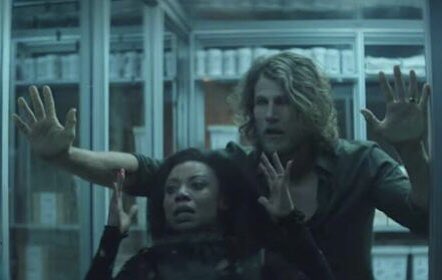 JoyconArtist's tweet photo. #YOUSEASON3 #YouNetflix #you

Cary and Sherry: Please help us!! Love locked us in here!!

Theo: Love wouldn’t do that.
 
Cary and Sherry: https://t.co/awI2dVIt5K