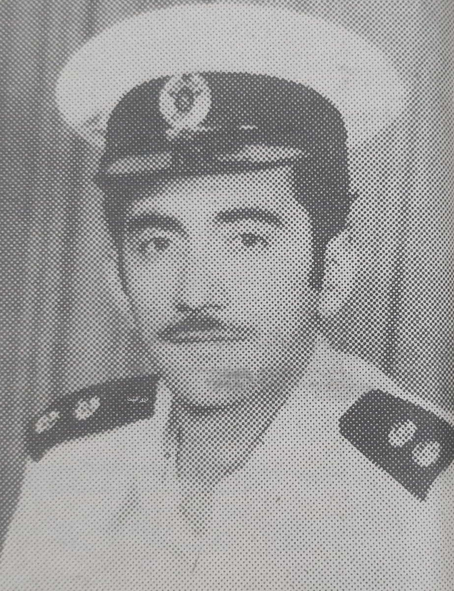 nawafalhamly's tweet photo. مدير عام قوة الاطفاء السابق الفريق .م جاسم محمد المنصوري عندما كان برتبة ملازم اول https://t.co/WxICB2JkPA