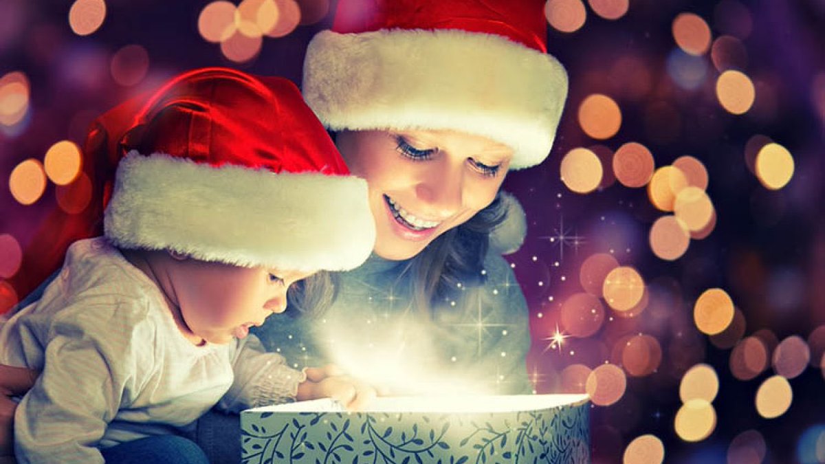 CarlosRodfer's tweet photo. Comenzamos la Campaña Publicitaria de Navidad 2021… Cine y TV… Cine y TV… Creación, Producción y Dirección de Publicidad, Audiovisuales y Comunicación para la nueva Temporada de Navidad 🎄🎁 🎅🏼🎥 

#Temporada #Campaña #Navidad #Publicidad #Audiovisuales #Comunicación #Cine #TV https://t.co/KKhhWnBUTV