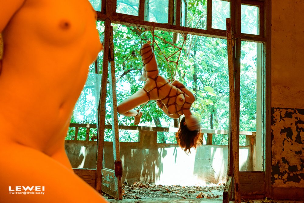 长沙～ 
#LEWEI #Bondage #广州约拍 #捆绑 #废墟 #BabyArt #ChinaArt #ChinaBondage
各类主题创作拍摄欢迎私我约拍～
投稿：
@Fengsiyuan
@wqganenshi https://t.co/AtaCUh6Ht1