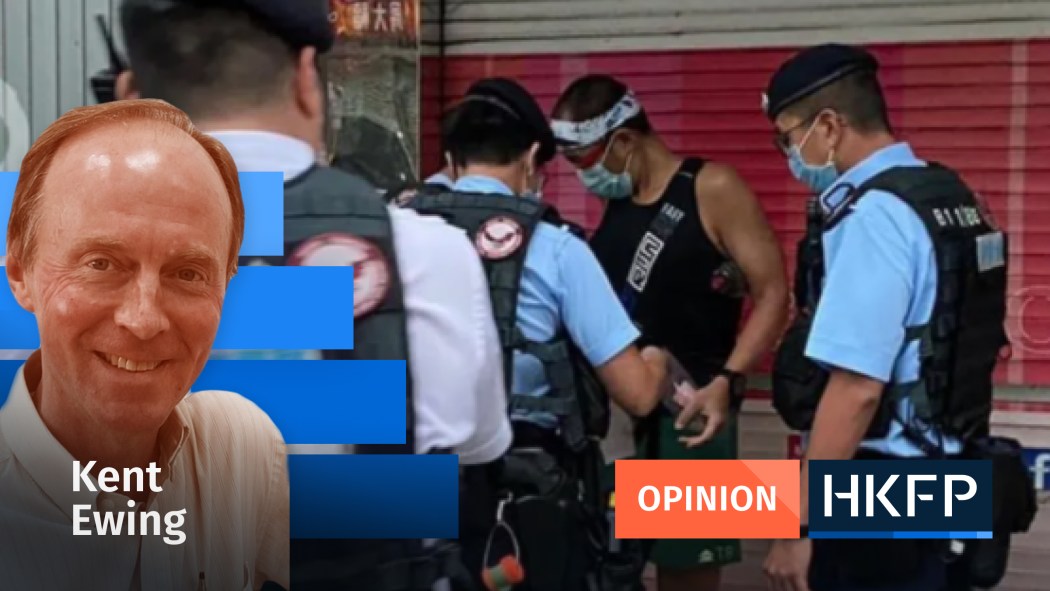 hkfp's tweet photo. Showcase for stupidity: how politics plagued Hong Kong’s Standard Chartered marathon 

https://t.co/YUTBrxRZLp @StanChart #hongkong @kentewing1 https://t.co/1rreB8C6fQ