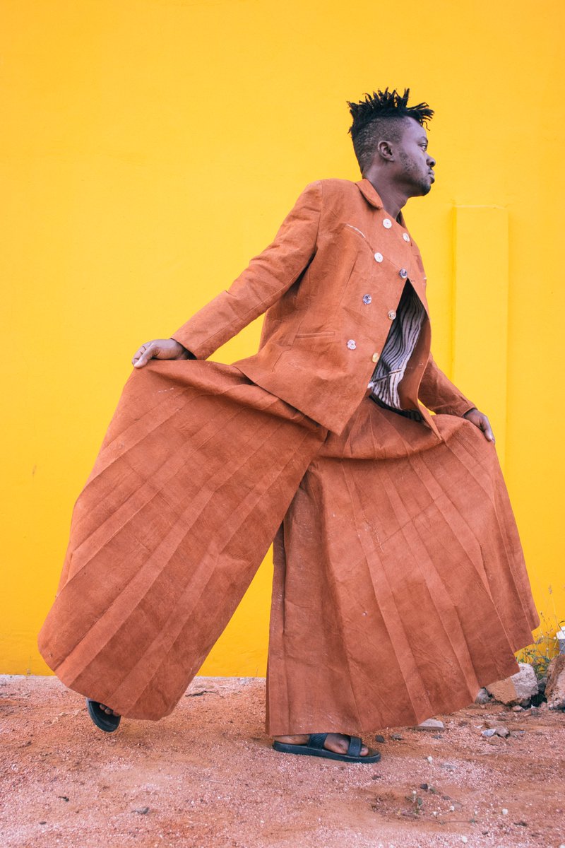 abantuplusiam's tweet photo. Hello, world 🌍

From @ELiAFreee to you, welcome to new music season.

📸 by @iamElikem 

Clothing by Maison Mbosso
https://t.co/el3GnSbLLM https://t.co/znGWzTHLBh