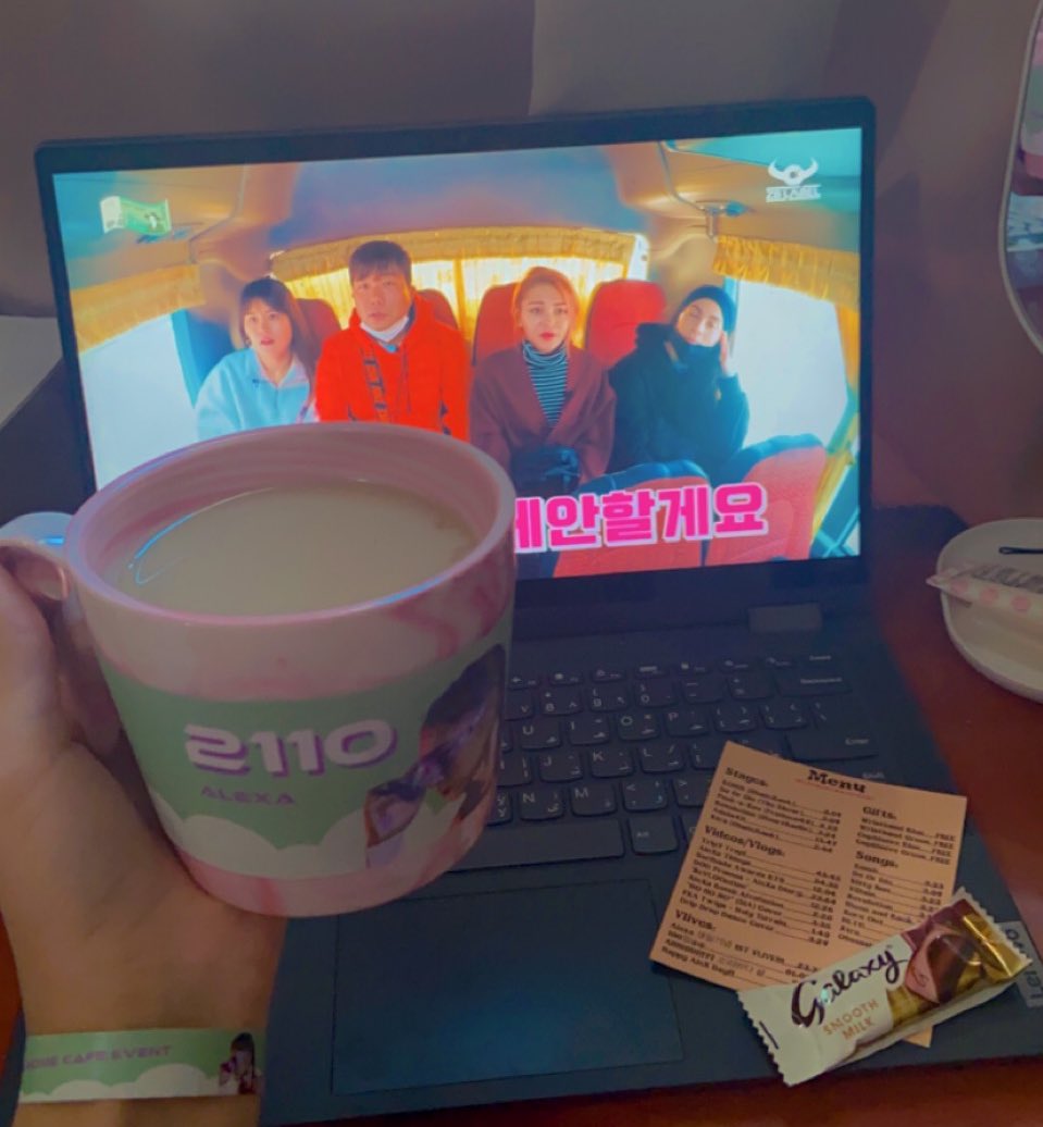 GlowingCheeks_'s tweet photo. 「 AITCON +AITCAFE 」

THANK YOU @AITrooperUnion for hosting A.I TROOPER unofficial free online concert and  A.I TROOPER cafè events!! They were both so much fun to celebrate AleXa’s 2nd debut anniversary♥️✨.

@AleXa_ZB @ZB_LABEL #알렉사 #AleXa2ndAnniversary #AITCAFE #AITCON https://t.co/5G5GU7bAmW