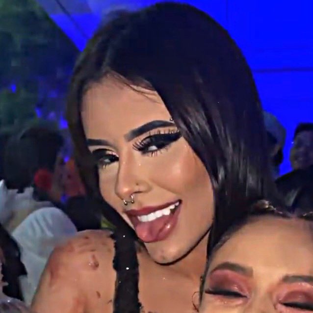 AccessMah's tweet photo. Fiz alguns icons pra vocês com fotos/prints da festa de hoje! Amanhã trago mais 💕🎃
#HalloweenDaGossipNoInsta https://t.co/6KB1f1CGQY