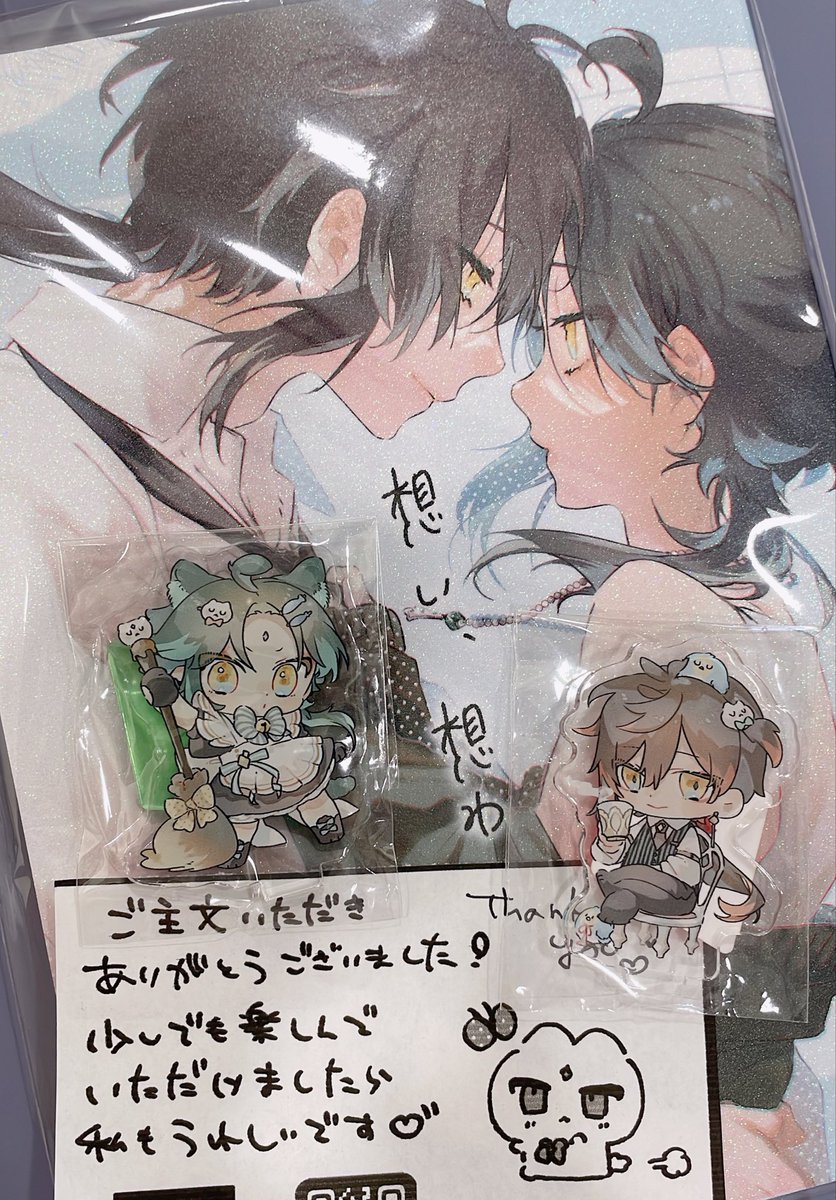 Ritaさん(@lt26_ )の鍾魈御本とアクスタが届きました~!にゃんこマイド魈は可愛いすぎました… 素敵な作品をありがとうございます😭😭 