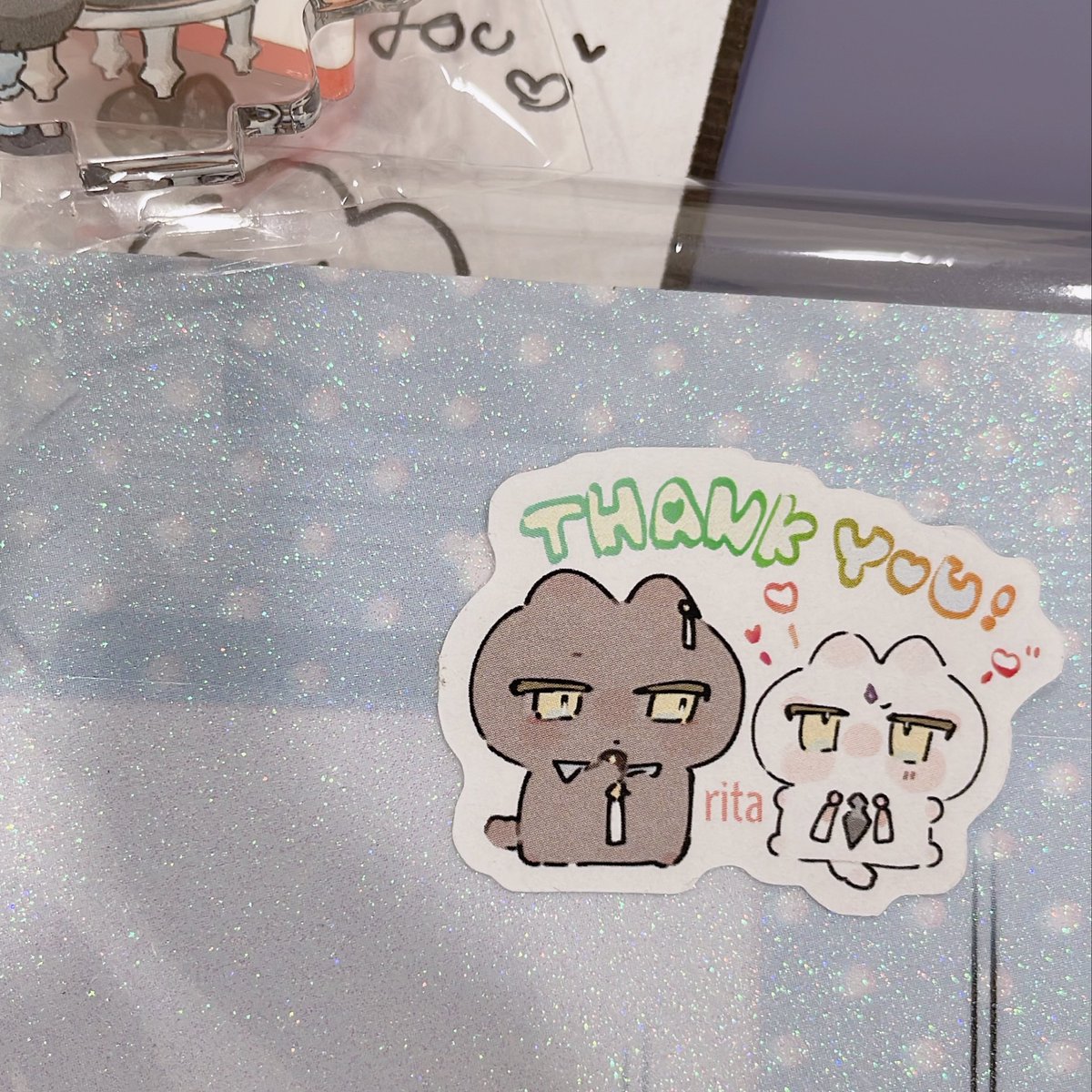 Ritaさん(@lt26_ )の鍾魈御本とアクスタが届きました~!にゃんこマイド魈は可愛いすぎました… 素敵な作品をありがとうございます😭😭 