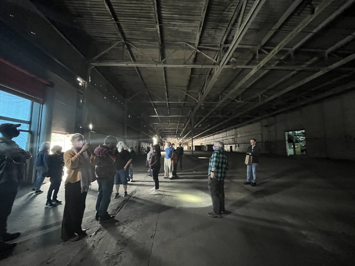MarcellinaPix's tweet photo. Wonderful tour of Glenn L. Martin Aircraft Plant No. 2 courtesy of @AIABaltimore & #DoorsOpenBaltimore . Iโve attended tours every year since launched in 2014 & donโt plan to stop. #architecture #history #preservation #Maryland #Baltimore #LegalUrbex #urbex #GlennLMartin https://t.co/wVD48hxtHw