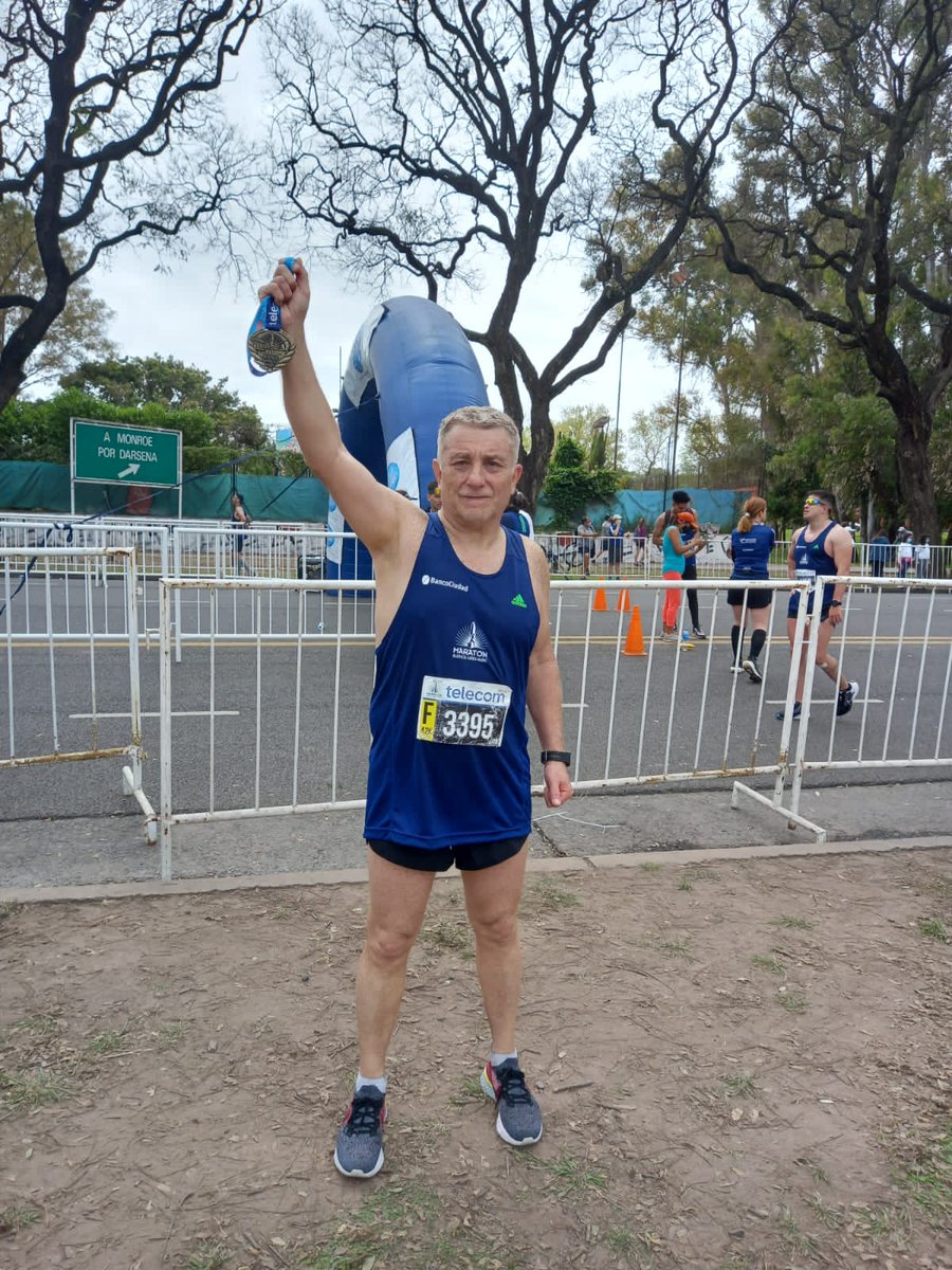 dsev62's tweet photo. @ManicomioRunner @ComuniRunners @MeEncantaCorrer @EntreRunners @CorroAMiPaso @Elcalvariorunn1 @JennKaya @FenixRun_Puebla @azukar04 @Eliux07 @Ary_Fuentes @AuAlGue @sanflolop @Glacue64 @gdlpedro @annie_palacios @maytearvizu @Crisita20 @indraarenaes1 @VicioLopez @princesalaguner @marisaLoar @Guirnalda18 @domelyAmaro Feliz y orgulloso! https://t.co/WlUKSgEECs