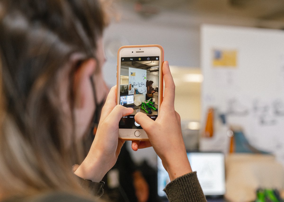 PaulTaylorFilms's tweet image. It’s that time again to show our thanks and appreciation to @designcoredet for bringing us back to cover several #MonthofDesign events this past September. 📸🎨💙 #paultaylorfilms #designcoredetroit