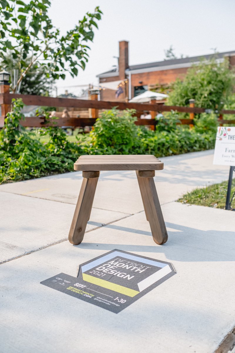 PaulTaylorFilms's tweet image. It’s that time again to show our thanks and appreciation to @designcoredet for bringing us back to cover several #MonthofDesign events this past September. 📸🎨💙 #paultaylorfilms #designcoredetroit