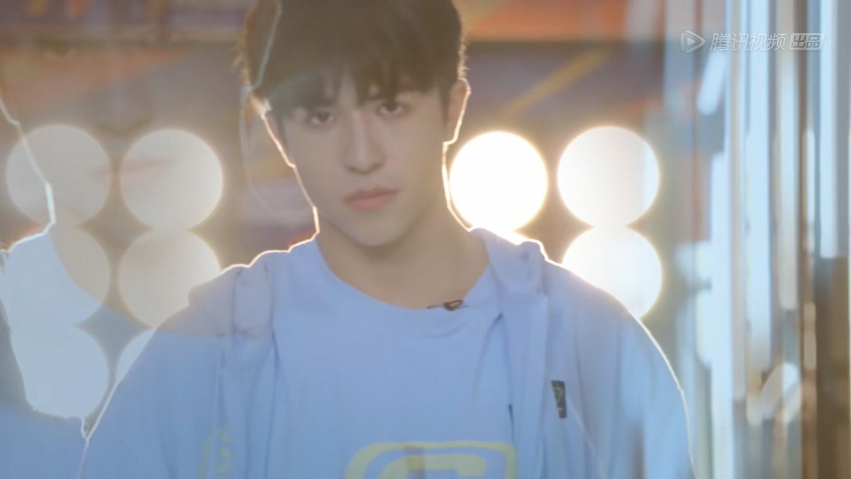 kpxxyu's tweet photo. ซีนเปิดตัวมาให้อย่างหล่อ แต่ตัดมาวิ่งจนหัวเปียก เอ็นดูน้อน5555555555

#INTO1Patrick #แพทริค https://t.co/l5Mw8BXDUy