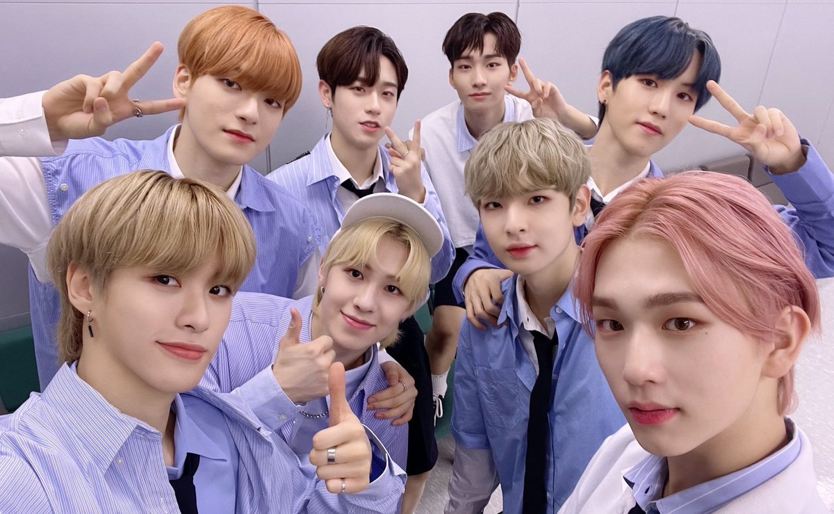 EPEXVlTY's tweet image. hello!! this is a new account dedicated to posting about cravity and epex. please rt to spread the word. &amp;lt;3