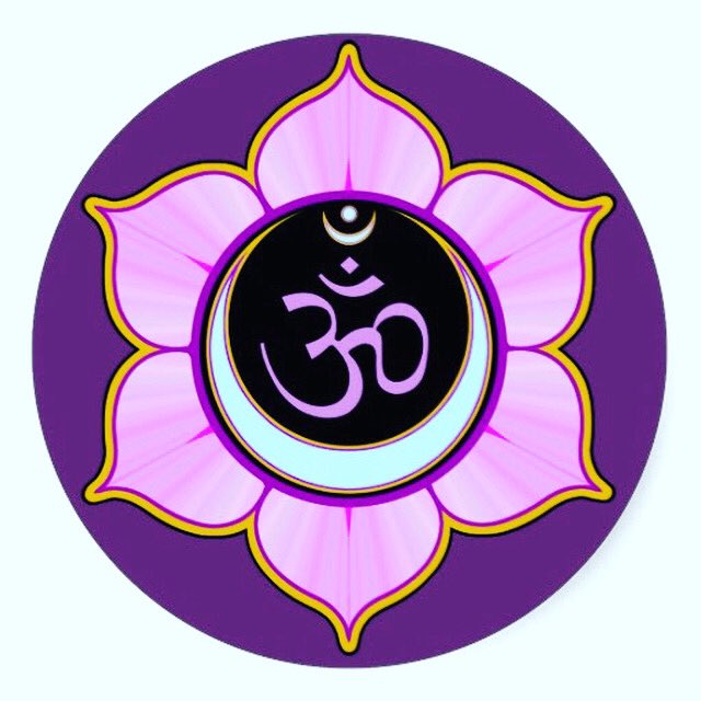 RykRamos's tweet photo. Reposar en la -certeza absoluta- es como dejarse caer en el universo de hermosas sincronicidades que ya existen en el centro de tu corazón, esperando simplemente ser reveladas, manifestadas y disfrutadas.

EL PODER DE LO QUE SÍ PERMANECE.

https://t.co/rk0nVbCoJq ✍🏼 https://t.co/ZVuAY2DexO
